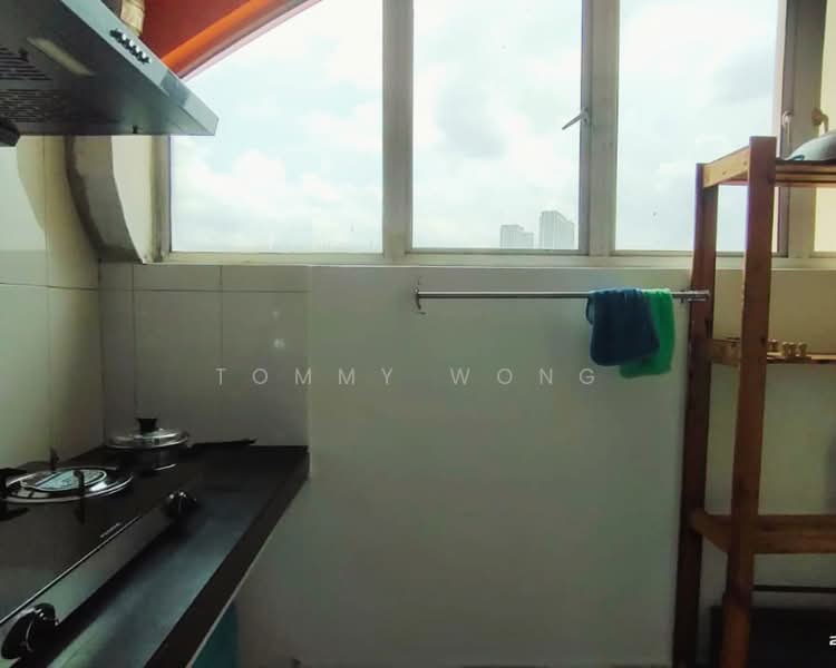 Apartment for Rent at Astaka Heights Apartments - Tommy Wong - Kitchen - PropertyGuru.com.my