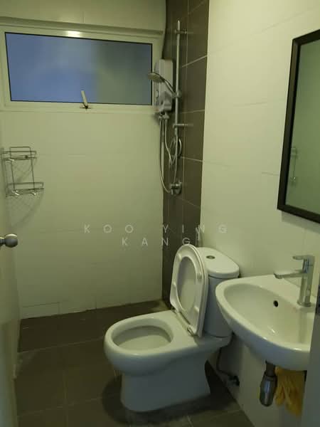 Service Residence for Rent at Pacific Place - Koo Ying Kang - Bathroom - PropertyGuru.com.my