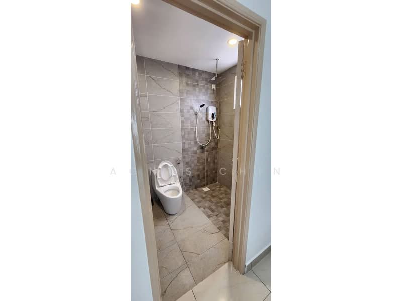 Service Residence for Sale at Pinnacle Tower - Agnes Chin - Bathroom - PropertyGuru.com.my