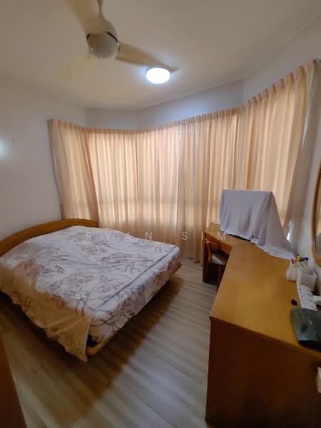 Condominium for Rent at Gurney Park Condominium - Ryan Sim - Bedroom - PropertyGuru.com.my