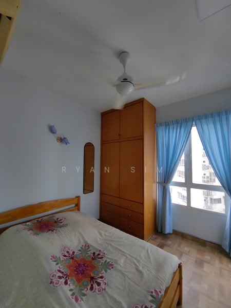 Condominium for Rent at Gurney Park Condominium - Ryan Sim - Bedroom - PropertyGuru.com.my