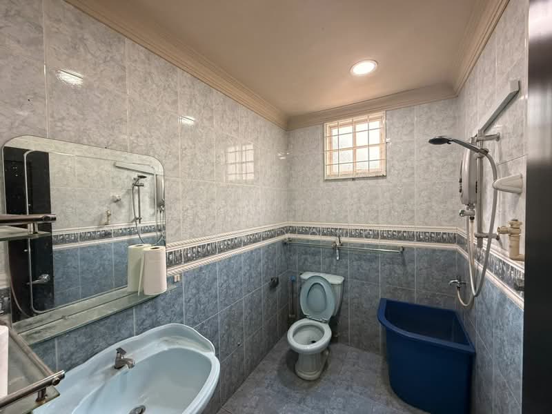 Rumah Teres 2 Tingkat untuk Dijual di Kota Damansara (Selangor) - Sean Yong - Bathroom - PropertyGuru.com.my