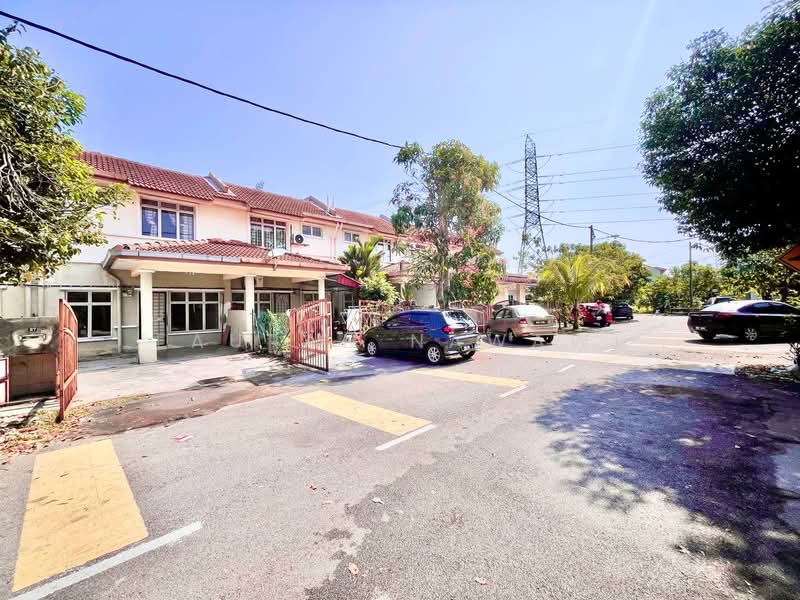 1.5-storey Terraced House for Sale in Kajang (Selangor) - Fauran Nawawi - PropertyGuru.com.my