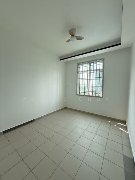 Apartment for Sale at Lake View Suites - Peggie Chua - PropertyGuru.com.my