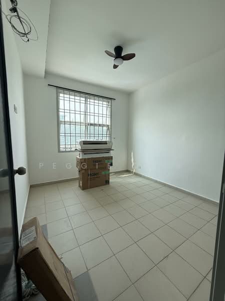 Apartment for Sale at Lake View Suites - Peggie Chua - PropertyGuru.com.my