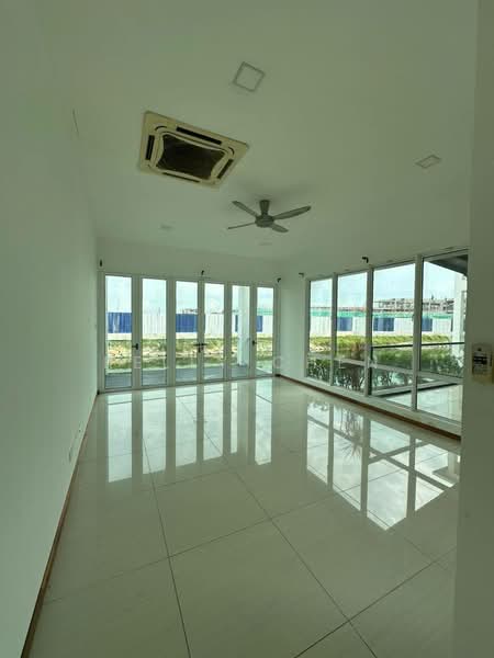 Bungalow for Sale in Senibong (Permas Jaya) - Kelly Chen - Living Room - PropertyGuru.com.my