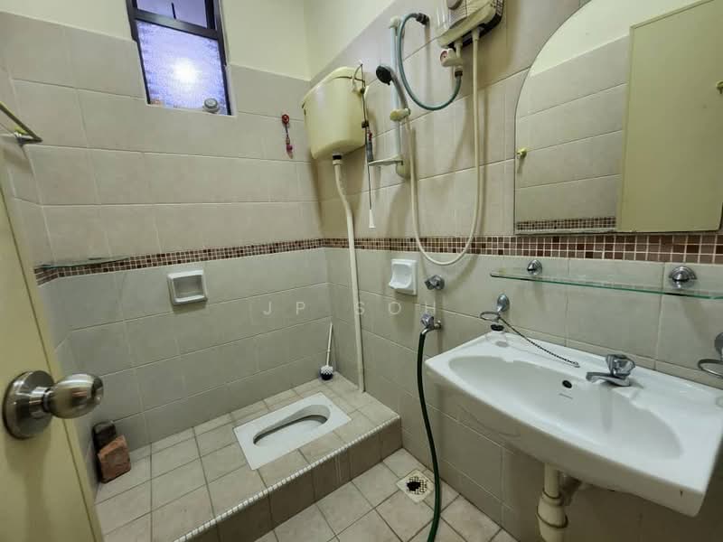 2-storey Terraced House for Sale in Iskandar Puteri (Nusajaya) (Johor) - JP Soh - Bathroom - PropertyGuru.com.my