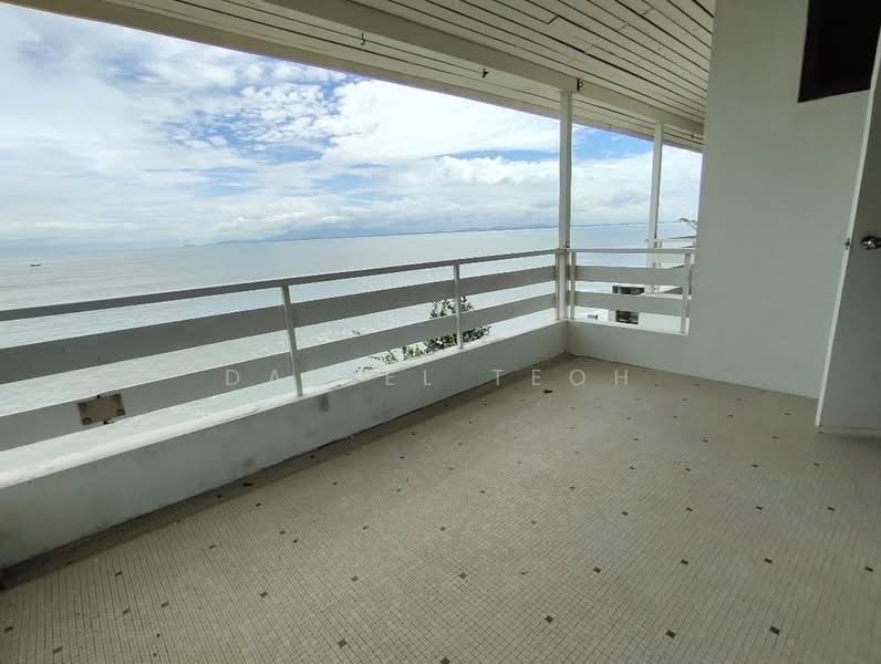 Bungalow for Rent in Seri Tanjung Pinang (Tanjung Tokong) - Daniel Teoh - Balcony - PropertyGuru.com.my