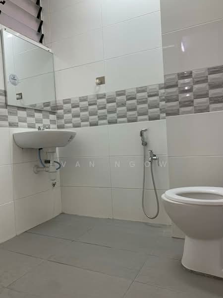 Condominium for Sale at Kelana Puteri - Ivan Ngow - Bathroom - PropertyGuru.com.my