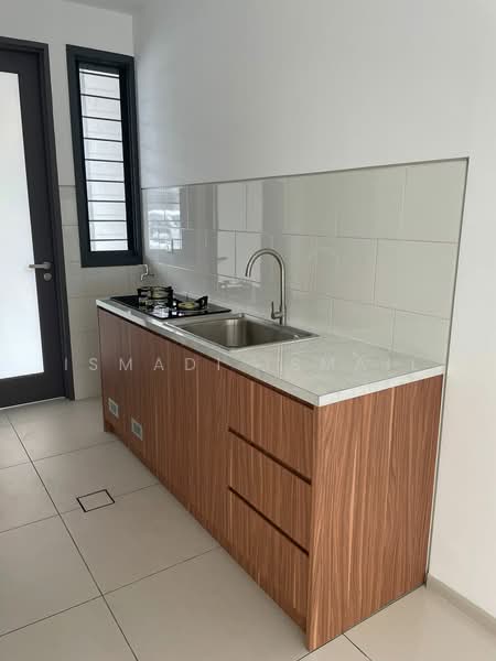 Rumah Teres untuk Disewa di Shah Alam (Selangor) - Ismadi Ismail - Kitchen - PropertyGuru.com.my