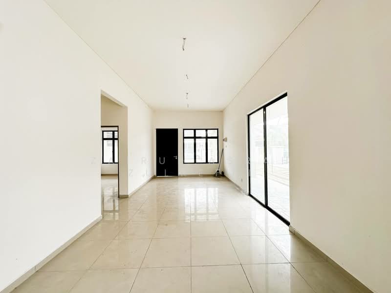 1-storey Terraced House for Sale in Banting (Selangor) - Zairul Asrah Zulkefli - Living Room - PropertyGuru.com.my