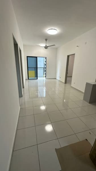 Servis Apartment untuk Disewa di Residensi Emas - Sarah Chee - Corridor - PropertyGuru.com.my