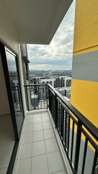 Servis Apartment untuk Disewa di Residensi Emas - Sarah Chee - Balcony - PropertyGuru.com.my