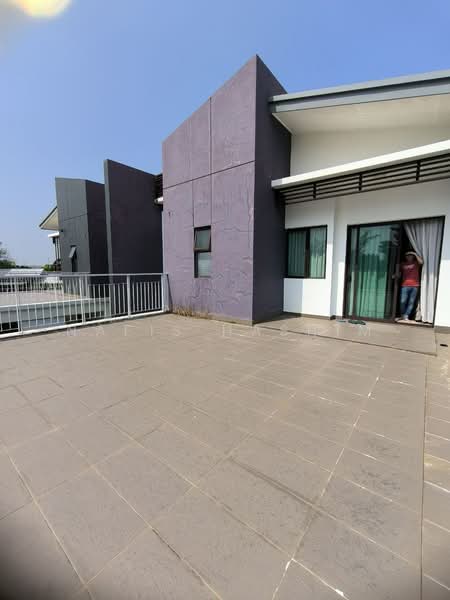 Rumah Berkembar untuk Dijual di Cyberjaya (Selangor) - Nafis Hashim - Exterior - PropertyGuru.com.my