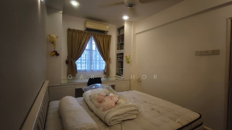 Condominium for Sale at Gold Coast Resort Condominium - Gary Thor - Bedroom - PropertyGuru.com.my
