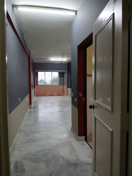 Pangsapuri untuk Disewa di Kenangan View - James Savarinathan - Corridor - PropertyGuru.com.my