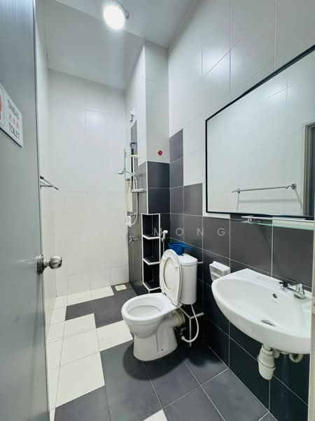 2-storey Terraced House for Sale in Taman Setia Indah (Tebrau) - Wil Mong - Bathroom - PropertyGuru.com.my