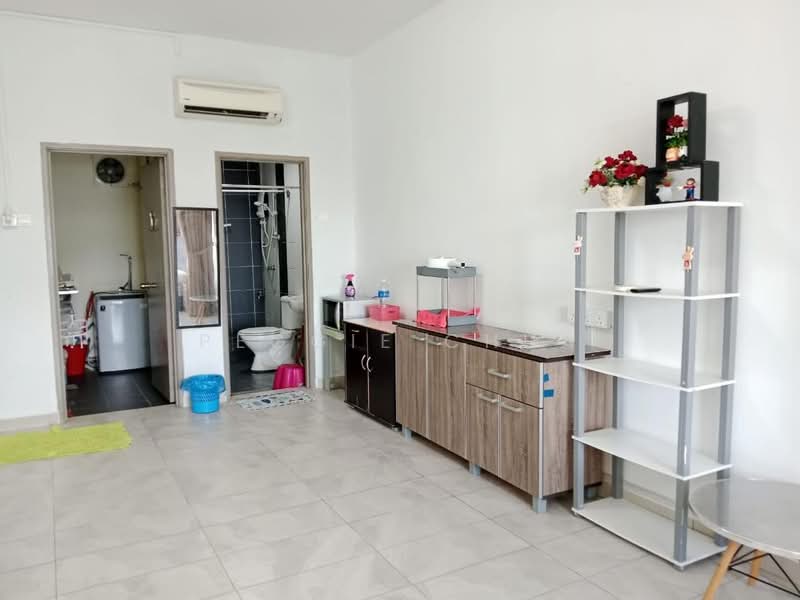 Pangsapuri untuk Dijual di Zennith Suites (Pangsapuri Kebun Teh) - Peggie Chua - Bathroom - PropertyGuru.com.my