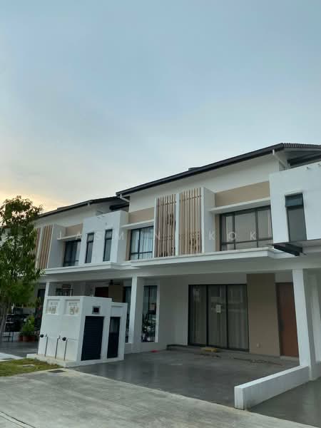 Rumah Teres 2 Tingkat untuk Disewa di Dengkil (Selangor) - Jasmine Kok - Exterior - PropertyGuru.com.my