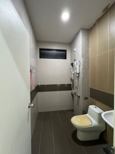 Cluster House for Rent in Johor Bahru (Johor) - Li Wei - Bathroom - PropertyGuru.com.my