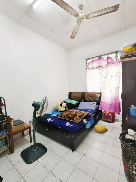 Rumah Teres 1 Tingkat untuk Dijual di Bandar Putra (Kulai) - Michelle He - Bedroom - PropertyGuru.com.my
