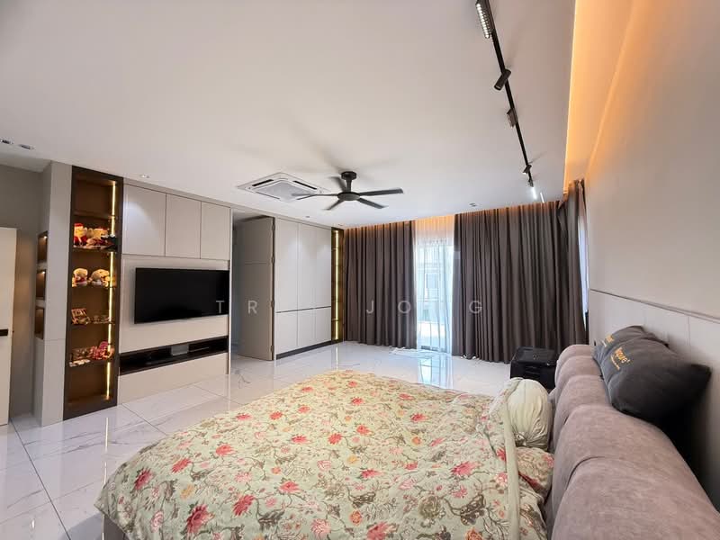 Bungalow for Sale in Kapar (Selangor) - Tris Jong - Bedroom - PropertyGuru.com.my