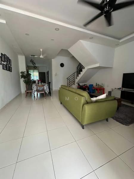 2-storey Terraced House for Sale in Taman Scientex Senai (Senai) - Wil Mong - Living Room - PropertyGuru.com.my