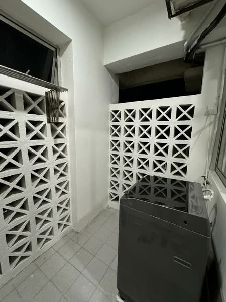 Kondominium untuk Disewa di Danau Idaman - Chris Sun - Balcony - PropertyGuru.com.my