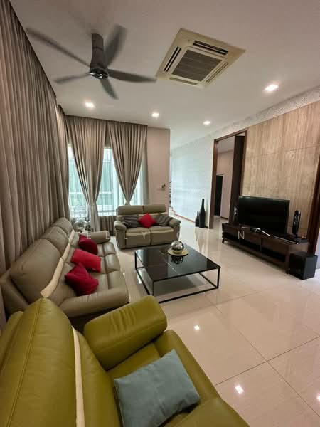 Bungalow for Rent in Senibong (Permas Jaya) - Kelly Chen - Living Room - PropertyGuru.com.my