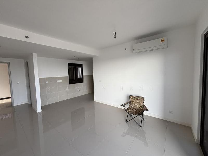 Service Residence for Sale at The Pulse Residence - Stanley Hang - Living Room - PropertyGuru.com.my