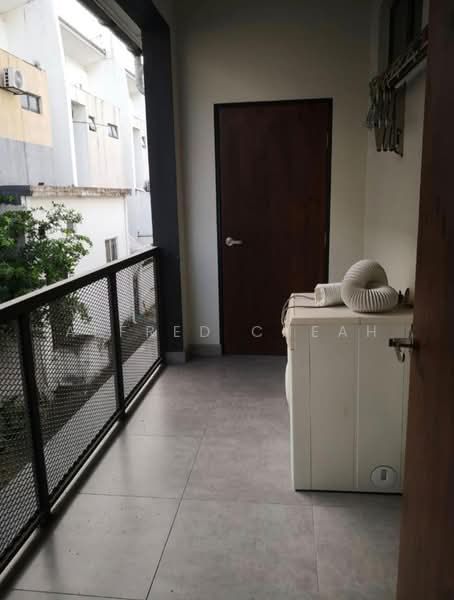 Rumah Teres 2 Tingkat untuk Dijual di Laman Glenmarie (Shah Alam) - Alfred Cheah - Balcony - PropertyGuru.com.my