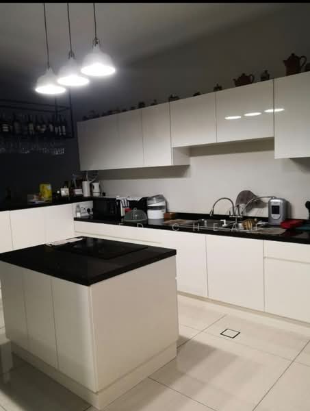 Rumah Teres 2 Tingkat untuk Dijual di Laman Glenmarie (Shah Alam) - Alfred Cheah - Kitchen - PropertyGuru.com.my