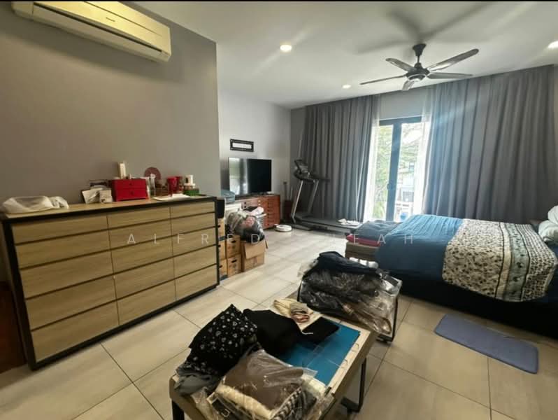 Rumah Teres 2 Tingkat untuk Dijual di Laman Glenmarie (Shah Alam) - Alfred Cheah - Bedroom - PropertyGuru.com.my
