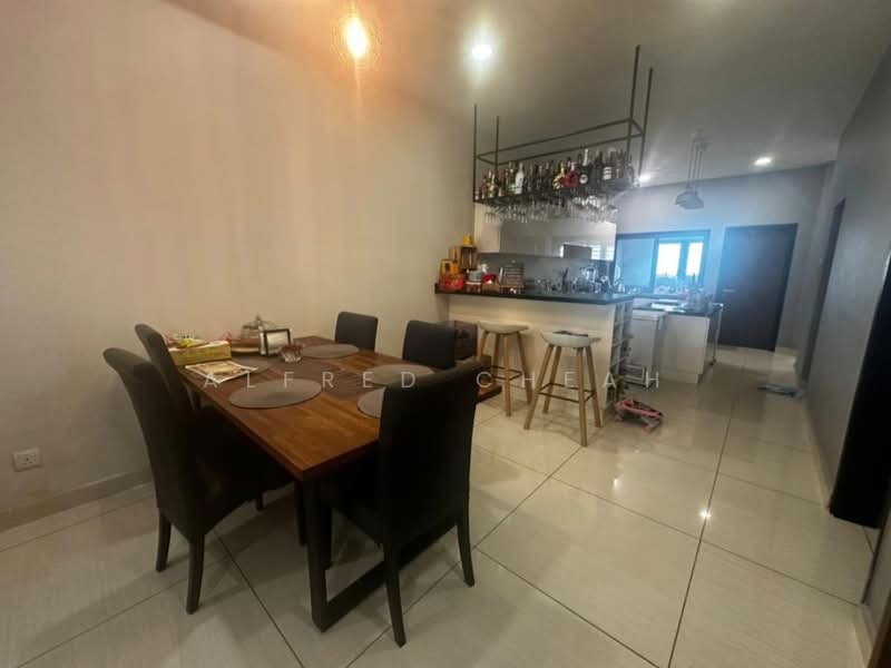 Rumah Teres 2 Tingkat untuk Dijual di Laman Glenmarie (Shah Alam) - Alfred Cheah - Dining Room - PropertyGuru.com.my