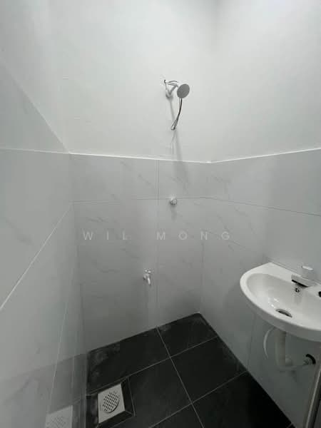 Rumah Teres 1 Tingkat untuk Dijual di Taman Saleng Jaya (Kulai) - Wil Mong - Bathroom - PropertyGuru.com.my