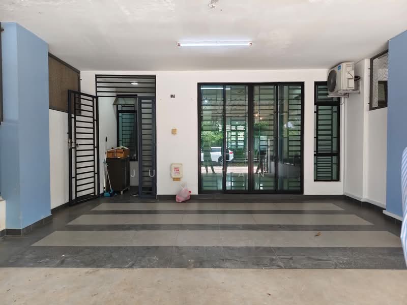 Rumah Teres 2 Tingkat untuk Dijual di Taman Bukit Tiram (Ulu Tiram) - June Tan - PropertyGuru.com.my