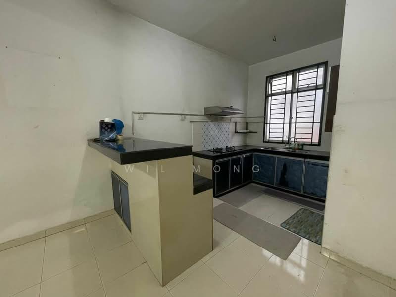 Rumah Teres 2 Tingkat untuk Dijual di Taman Ehsan Jaya (Ulu Tiram) - Wil Mong - Kitchen - PropertyGuru.com.my