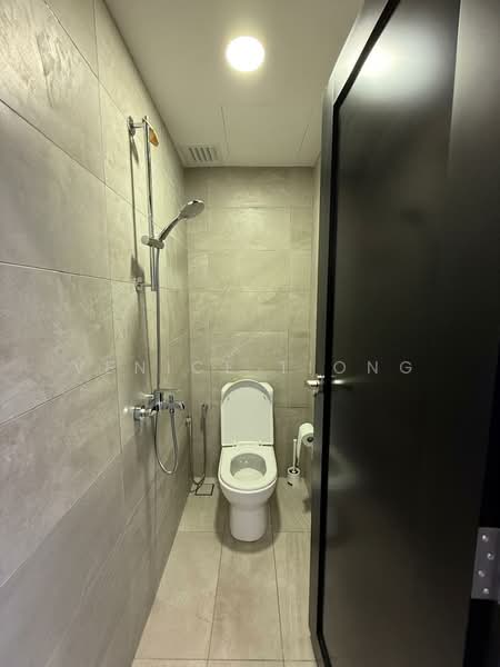 Service Residence for Rent at Altris Residences @ The Quartz WM - Venice Tiong - Bathroom - PropertyGuru.com.my