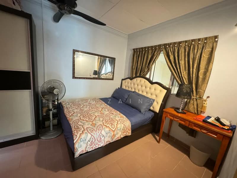 Terraced House for Sale in Kajang (Selangor) - Eda Zainal - Bedroom - PropertyGuru.com.my
