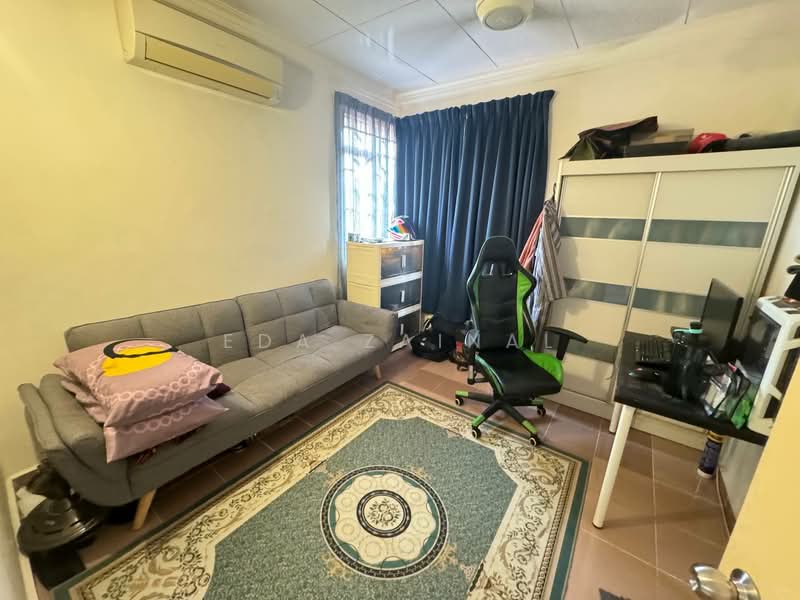 Terraced House for Sale in Kajang (Selangor) - Eda Zainal - Living Room - PropertyGuru.com.my