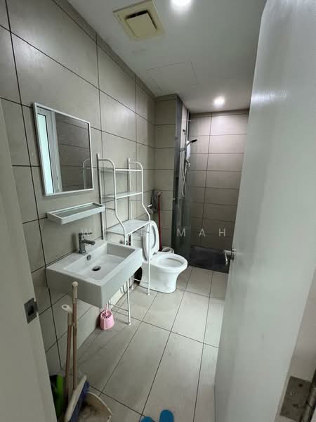 Service Residence for Rent at Plaza @ Kelana Jaya - Wind Mah - Bathroom - PropertyGuru.com.my