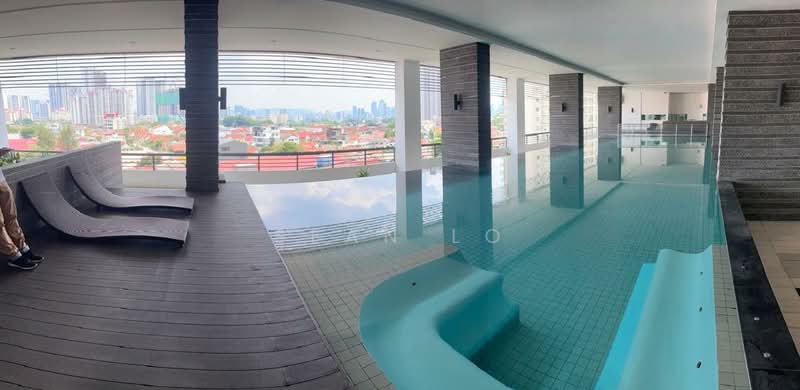 Kondominium untuk Dijual di 222 Residency - Sean Lo - Pool - PropertyGuru.com.my