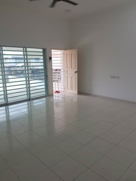 2-storey Terraced House for Sale in Gopeng (Perak) - Fatin . - Living Room - PropertyGuru.com.my