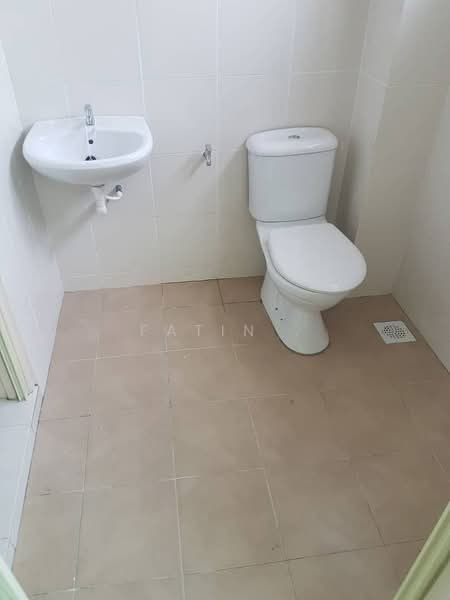 2-storey Terraced House for Sale in Gopeng (Perak) - Fatin . - Bathroom - PropertyGuru.com.my