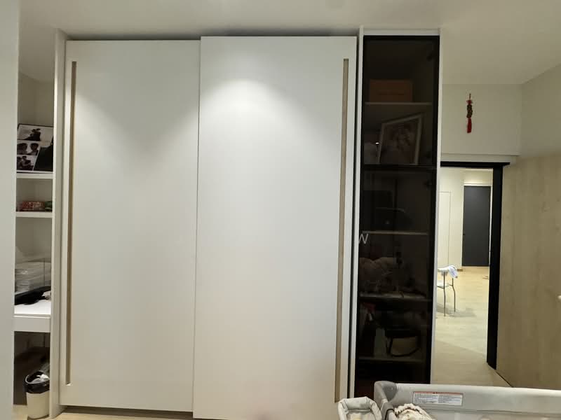 Service Residence for Sale at D'carlton (Residensi Seri Mega) - John Low - Interior - PropertyGuru.com.my