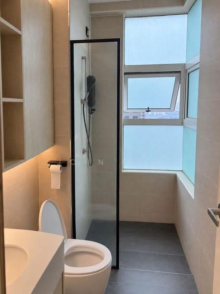 Kediaman Servis untuk Dijual di D'carlton (Residensi Seri Mega) - John Low - Bathroom - PropertyGuru.com.my