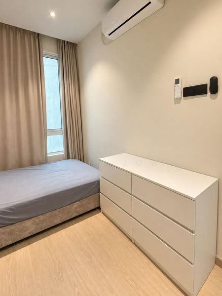 Kediaman Servis untuk Dijual di D'carlton (Residensi Seri Mega) - John Low - Bedroom - PropertyGuru.com.my