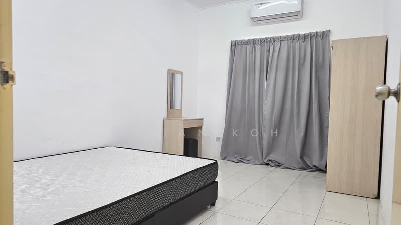 2-storey Terraced House for Rent in Shah Alam (Selangor) - Vivian Koh - Bedroom - PropertyGuru.com.my