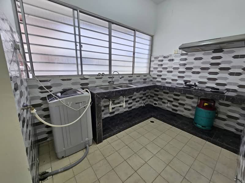 2-storey Terraced House for Rent in Shah Alam (Selangor) - Vivian Koh - Kitchen - PropertyGuru.com.my