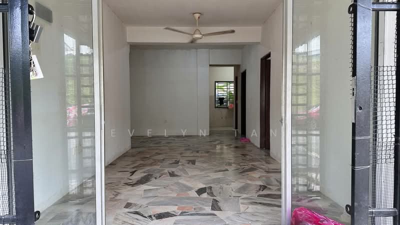 Pangsapuri untuk Disewa di Taman Desa Kempas - Evelyn Tan - Living Room - PropertyGuru.com.my
